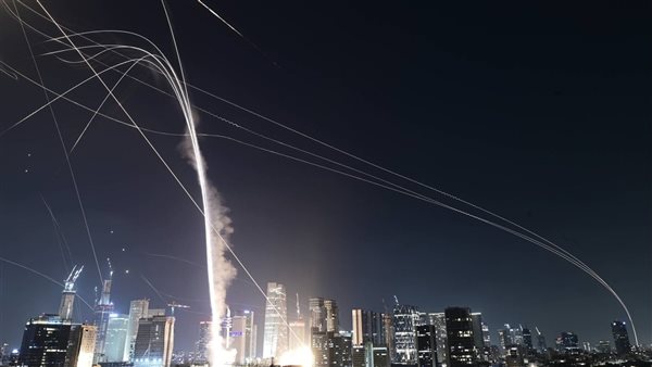 الضفة الغربية تحت خطر الشظايا: خوف وغضب من الصواريخ الإيرانية