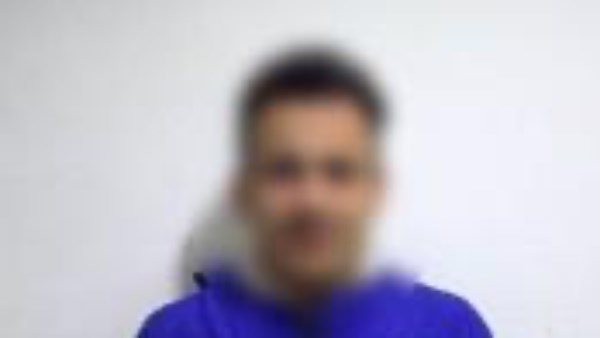  هددها وصورها عارية.. تفاصيل القبض على المتهم باقتحام منزل طالبة بأكتوبر 