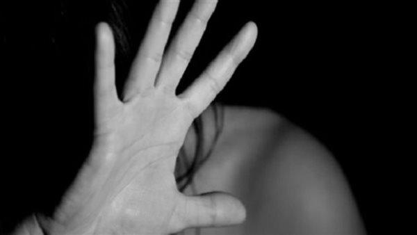 هددها وواقعها أمام ابنها.. تفاصيل الحكم على المتهم بالاعتداء على سيدة بكفر الشيخ