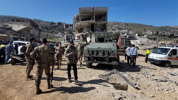  المؤسسة العسكرية صمام أمان: الجيش اللبناني يتمسك باتفاق نزع السلاح وسط احتضان شعبي واسع