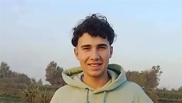 مات اللي بيصرف علينا.. انهيار والدة ضحية حادث كفر داوود بالمنوفية 