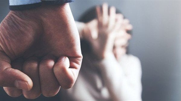 شك في نسبها.. تفاصيل القبض على أب تعدى على ابنته بأكتوبر