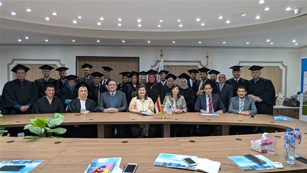 جامعة النيل تُخرج الدفعة الأولى من برنامج المهارات القيادية لصالح صندوق ضحايا الاتجار بالبشر