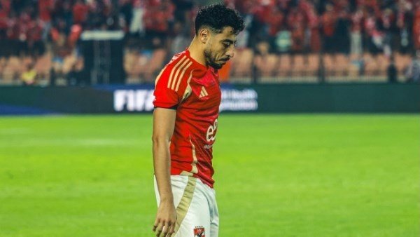 رد فعل الأهلي على تصرف وكيل أكرم توفيق