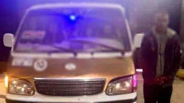 تفاصيل القبض على سائق ميكروباص تعدى بالسب على عدد من الفتيات ببني سويف