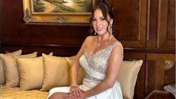 بالكاجوال اللافت.. نرمين الفقي تثير ضجة بهذه الإطلالة | شاهد