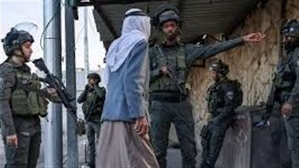 سكان الضفة الغربية يأملون في تخفيف الوجود العسكري 