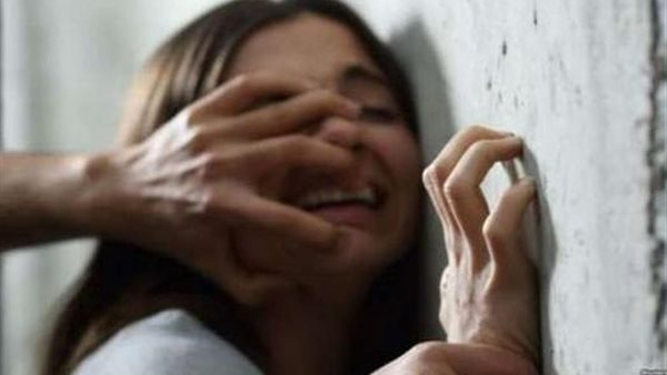 استدرج طالبة وهتك عرضها.. التفاصيل الكاملة للحكم على سائق توك توك في الإسكندرية 