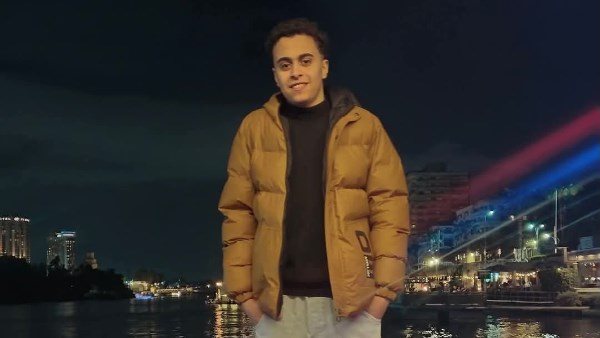  جريمة غامضة في أوسيم.. أخرس ينهي حياة شاب ويصيب والده إصابة خطيرة 