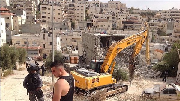 سكان القدس: ظاهرة البناء المهمل تهدّد حياتنا