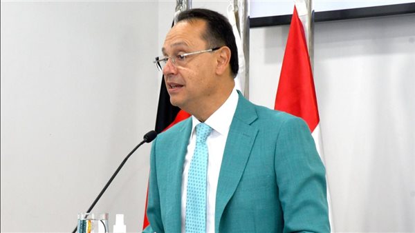 دكتور أشرف منصور: الكيمياء منهج تفكير والتكامل العلمي أساس التنمية