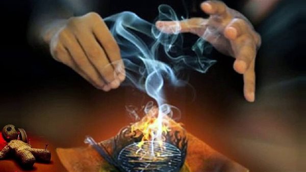كيد النساء.. سيدة تتهم زوجها بممارسة طقوس الدجل والشعوذة بطنطا