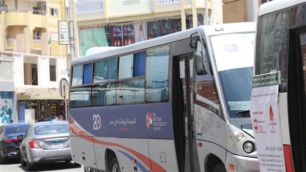 برعاية وزارة التعليم العالي.. الجامعة البريطانية في مصر تُنظم قافلة طبية بالغردقة