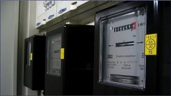 إجراءات جديدة من وزارة الكهرباء لخفض الاستهلاك