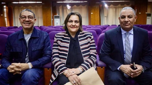 كلية الإعلام بجامعة 6 أكتوبر تناقش مشروعات تخرج الطلاب بحضور كبار الإعلاميين والخبراء