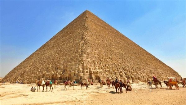 فجوة غامضة بطول 30 مترًا.. الكشف عن مفاجأة داخل الهرم الأكبر