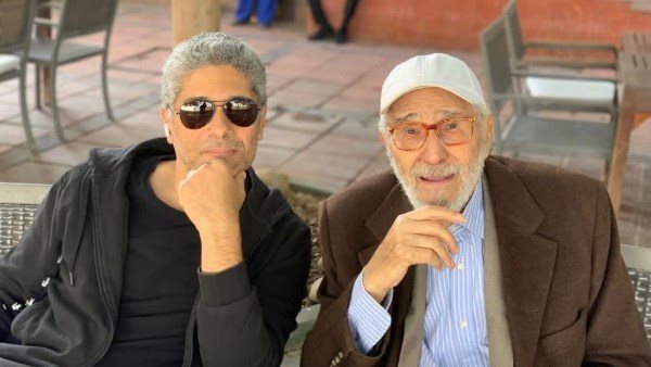  كله كذب ارحمونا.. نجل عبد الرحمن أبو زهرة يحسم الجدل حول وصايا والده 