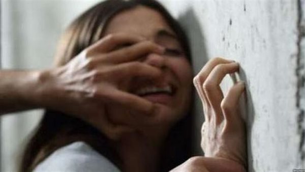 هتك عرضها..قرار جديد في محاكمة عامل بتهمة الاعتداء على فتاة بالسيدة زينب 