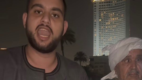  بسبب الجلباب الصعيدي.. تفاصيل منع مواطنين من دخول عرض فيلم «أسد» | فيديو