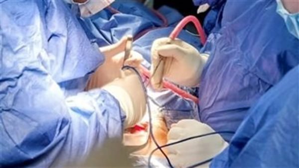 أب يتهم طبيبًا في مستشفى البدرشين بالتسبب في بتر عضو حساس لنجله خلال عملية طهارة