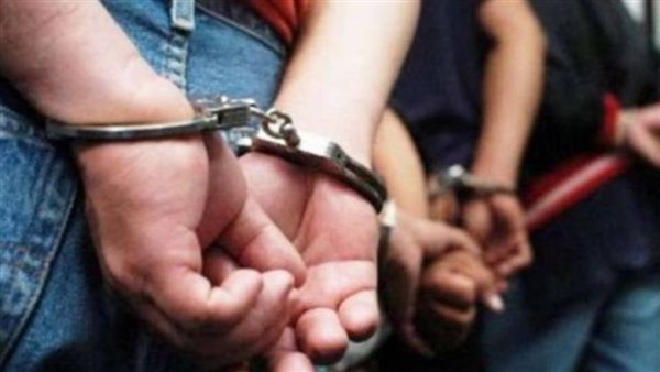 تفاصيل مثيرة في القبض على طالب ثانوي لاتهامه بإقامة علاقة مع زميلته ببولاق الدكرور 