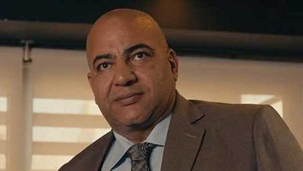 بسبب النفقة والحضانة.. قرار جديد في نزاع بيومي فؤاد وطليقته بمحكمة الأسرة