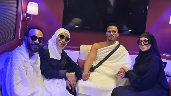  ظهور محمد رمضان وعائلته داخل «كرافان» خلال أداء مناسك الحج يُثير الجدل | شاهد