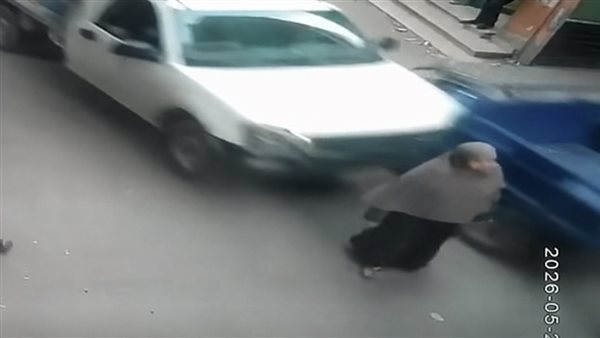  بعد هروبه بالتروسيكل.. تفاصيل سقوط سائق دهس سيدة حامل وشاب في حلوان 