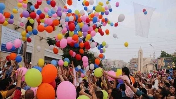الإثنين أم الثلاثاء؟.. موعد عودة الموظفين في مصر للعمل بعد قرار مجلس الوزراء