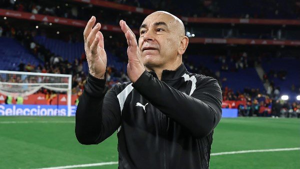  اعتبروني مدرب أجنبي.. حسام حسن يكشف سبب استبعاد مصطفى محمد من المنتخب 