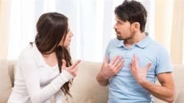 مش عايز ينضف الشقة ويغسل الأطباق.. نرمين تطلب خلع زوجها في محكمة الأسرة