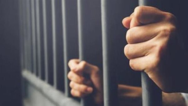 خلاف على المشاريب..تفاصيل حبس فتاة سودانية بتهمة إنهاء حياة صديقتها على مقهى في مدينة نصر