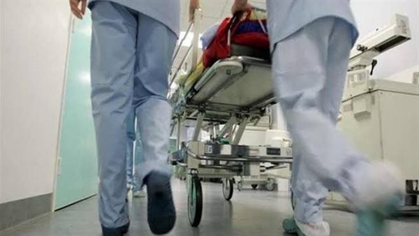 وجبة شاورما من مطعم سوري شهير.. تفاصيل تسمم أسرة كاملة وحجز أفرادها بحميات العباسية