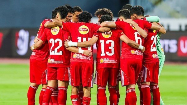  تطورات مثيرة في أزمة رخصة الزمالك ومشاركة الأهلي بدوري أبطال افريقيا
