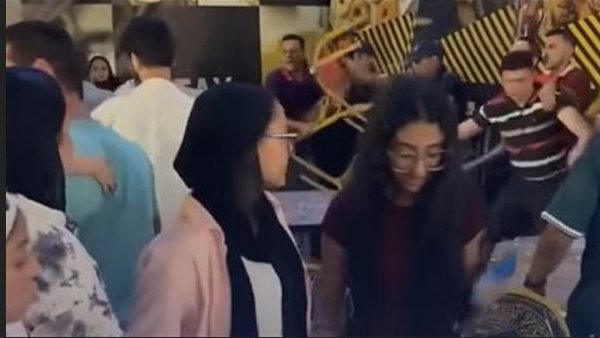 تفاصيل مثيرة عن فيديو مشاجرة داخل كافيه بسبب مباراة مصر وأستراليا