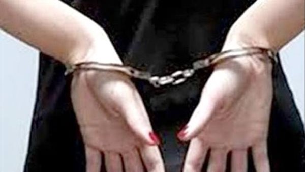 منوم في الطعام.. تفاصيل ضبط خادمة خدرت مسنين لسرقتهما بحدائق الأهرام 