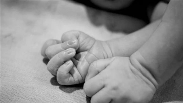 علاقة غير شرعية.. تفاصيل العثور على جسد رضيع بجوار مستشفى بحلوان 