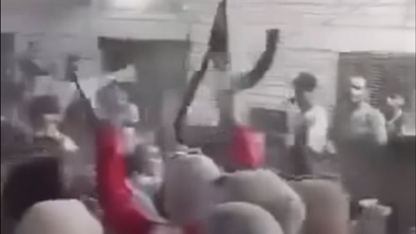  بعد وفاة سيدتين ... فيديو رقص فتيات بالرشاشات في قنا يثير الغضب | شاهد