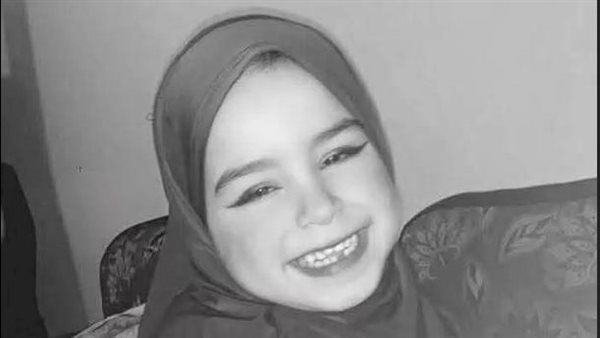 خرجت للتصوير بزي المدرسة فعادت في كفن.. تفاصيل مأساوية في دهس الطفلة وعد ببنها
