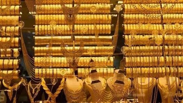 سعر الذهب اليوم الجمعة 10-7-2026 تحرك غير متوقع