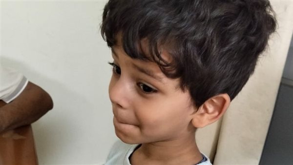  من شرخ بسيط لإصبع نجلها لمهدد بالبتر.. أم تتهم مستشفى بالإهمال الطبي 