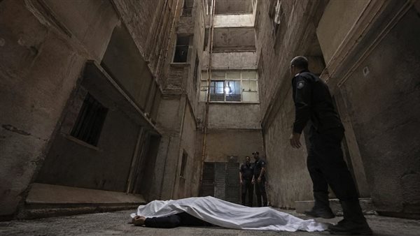 تفاصيل مأساوية في مصرع محام أثناء إصلاح إضاءة شقته بالجيزة 
