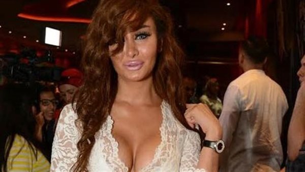 تفاصيل مثيرة في اتهام الفنانة نور الكاديكى لمخرج باحتجازها وتصويرها بمنزله بأكتوبر