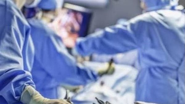 شالوا جوهرة العين.. تفاصيل اتهام طبيب عيون ومستشفى شهير بإزالة عين مريض خارج نطاق الجراحة