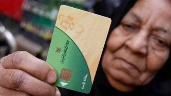 مدارس خاصة وسيارات حديثة.. أول تعليق لرئيس الحكومة على حذف مواطنين من بطاقات التموين