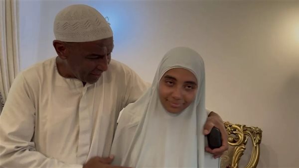 اسمي أحمد الطيب.. ماذا قالت طالبة الإسماعيلية الأولى عن تواضع شيخ الأزهر؟