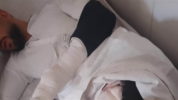  انهالوا عليه بالأسلحة البيضاء.. فتاة تتهم 3 شباب بالاعتداء على شقيقها بالدقهلية 