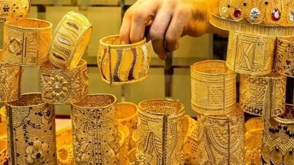 سعر الذهب اليوم الإثنين 3-8-2026 انخفاض جديد