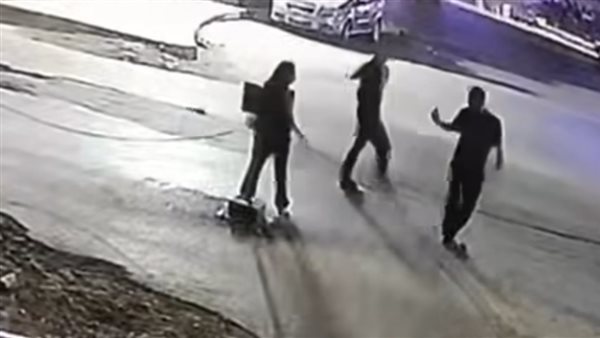 كنت لوحدي وهما مجموعة.. تفاصيل مثيرة في التحرش بفتاة بمدينة نصر | فيديو