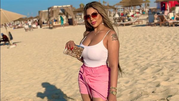 مغامرة عاطفية وإحالة للمفتي.. ما علاقة سارة خليفة بـ